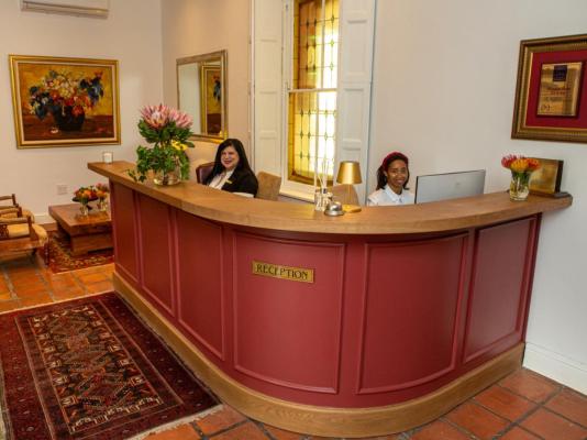 Le Ballon Rouge Guest House - 231579