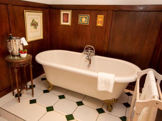 Le Ballon Rouge Guest House - 231629
