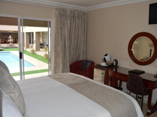 Lakeview Hotel Guesthouse & Conference Center - 231696
