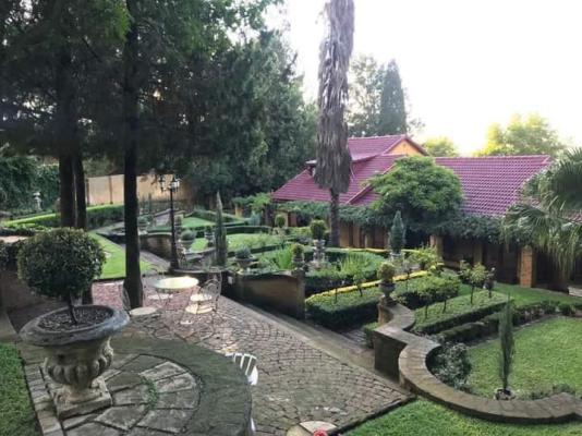 The Tuscan Garden - 232038