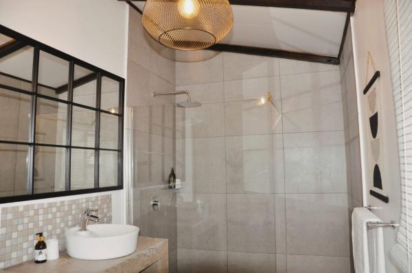 Stayfit01 bathroom