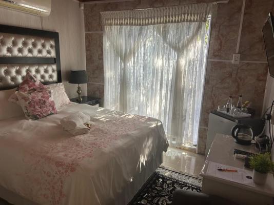 Distinctive BnB - 232133