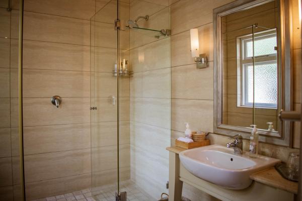 Basic Standard Room