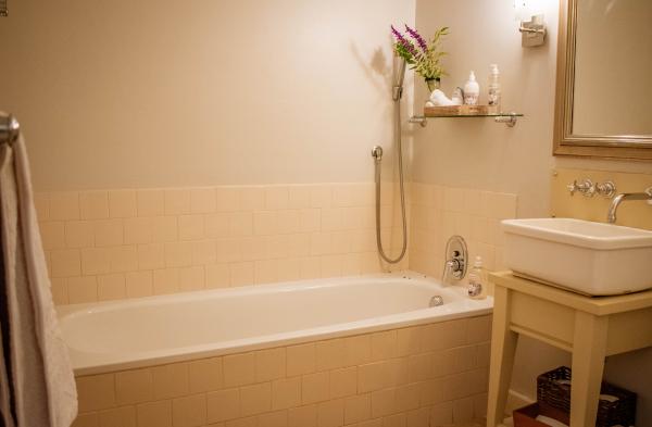 Two Bedroom Suite - Cottage