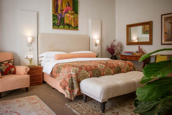 Luxury Room - Honeymoon Suite