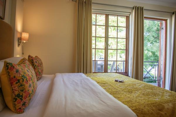 Mountain View Room