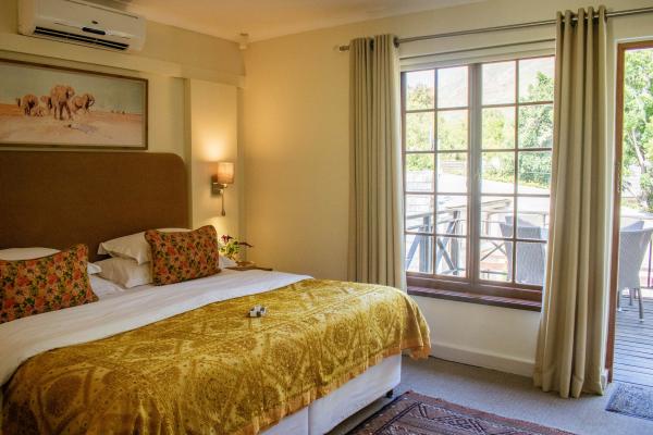 Mountain View Room