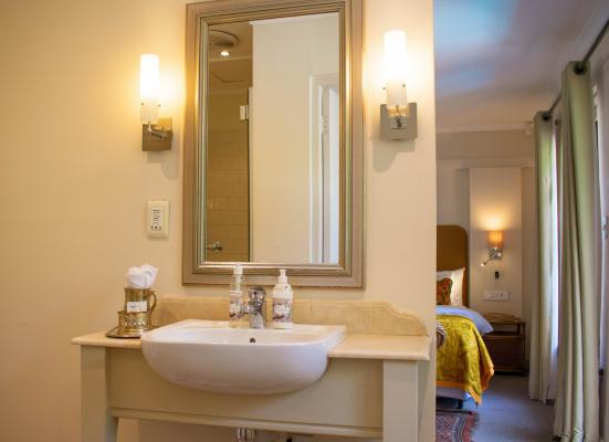 Mountain View Room