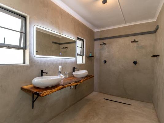 Chestnut Country Lodge - 232345