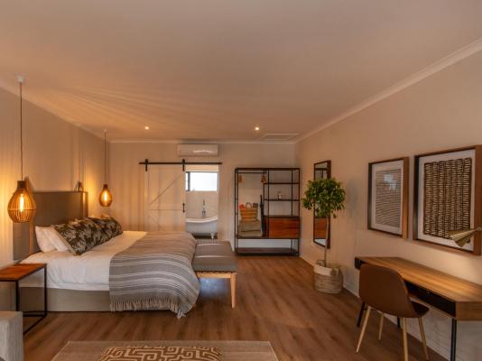 Chestnut Country Lodge - 232347