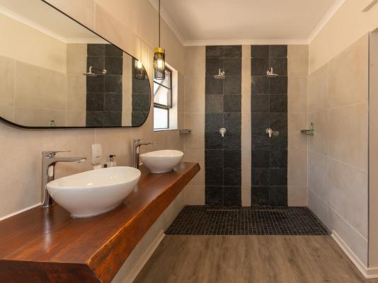 Chestnut Country Lodge - 232349