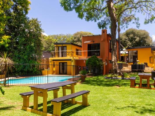Linden Guesthouse - 232520