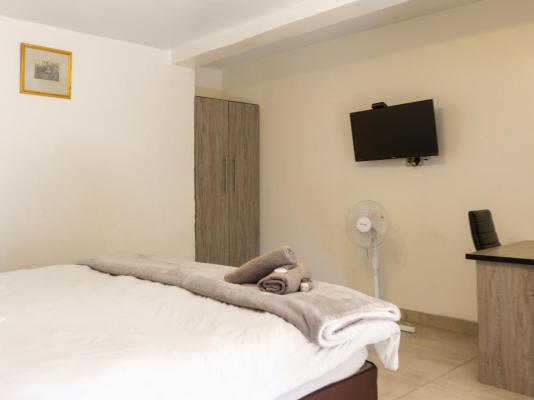 Linden Guesthouse - 232522