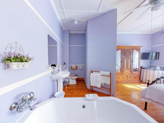 Mountain Manor Guest House & Executive Suites - 233058