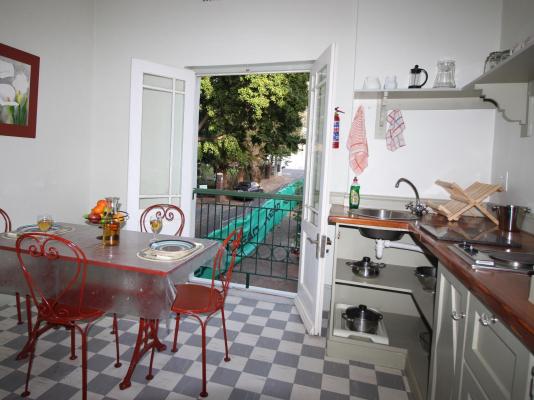 Mountain Manor Guest House & Executive Suites - 233073