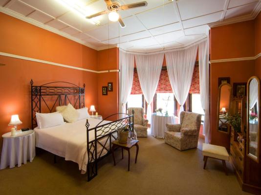 Mountain Manor Guest House & Executive Suites - 233082