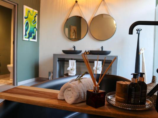 Tomo Safari Lodge - 233129