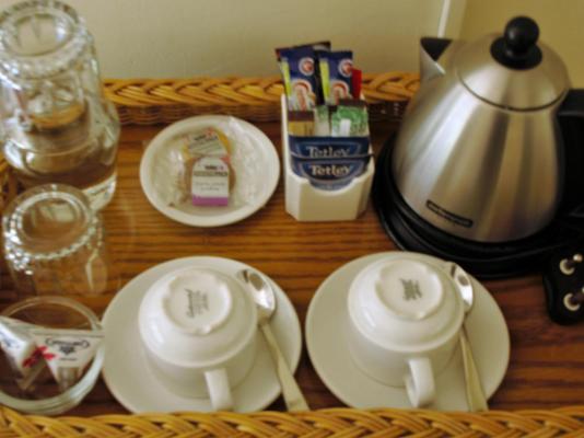 Centre Court B&B - 233350