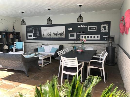Southern Cross Guesthouse - 233377