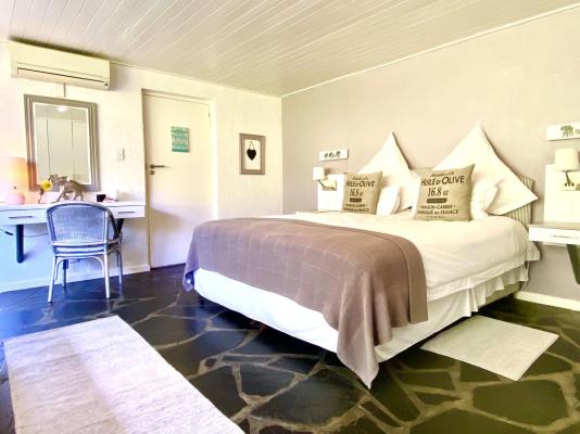 Southern Cross Guesthouse - 233413