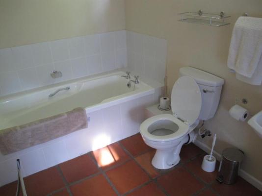 Room image 1