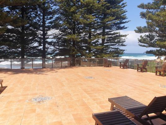 Sea Otters Lodge & Conference Centre - 233516