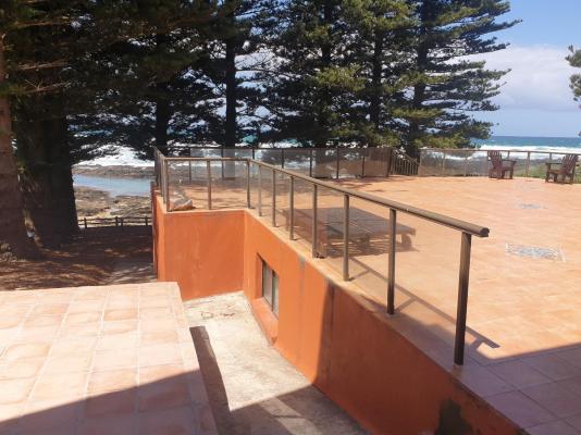 Sea Otters Lodge & Conference Centre - 233521