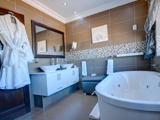 African Oceans - Manor on the Beach - 233620