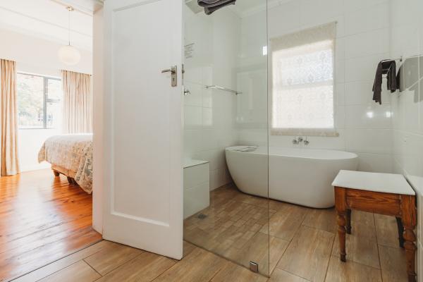 Acorn Guest House - 233965
