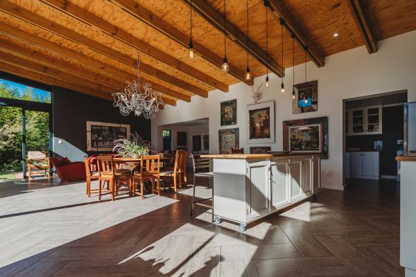 Acorn Guest House - 233977