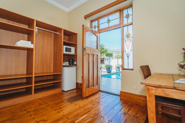 Acorn Guest House - 233996
