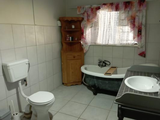 Family Room ensuite