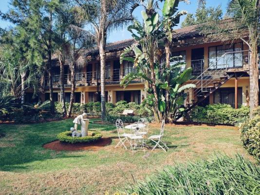Lakefield Hotel - 234048
