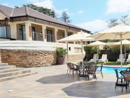 Lakefield Hotel - 234050