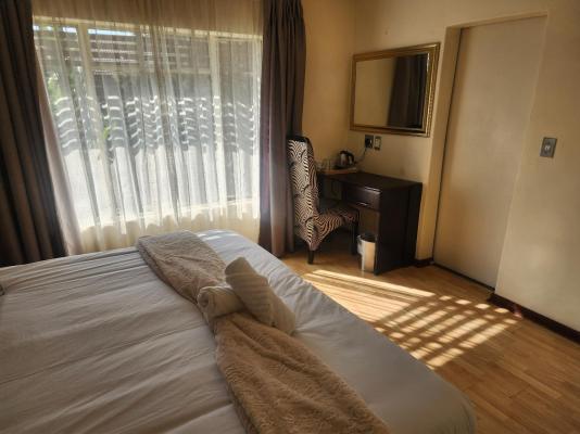 Lakefield Hotel - 234065