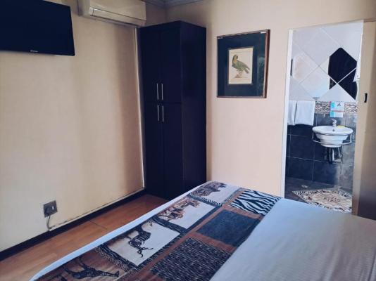 Lakefield Hotel - 234074