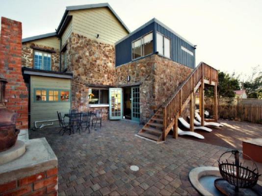 FunkyTown - Jeffreys Bay - 234173