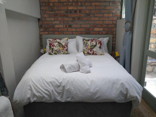 Chartfield Guesthouse & Majestic Apartments - 234526