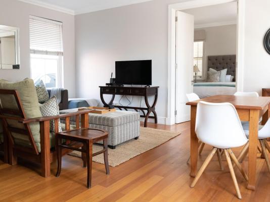 Chartfield Guesthouse & Majestic Apartments - 234552