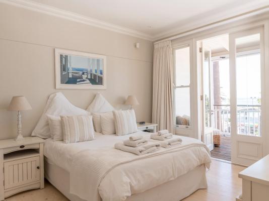 Chartfield Guesthouse & Majestic Apartments - 234589