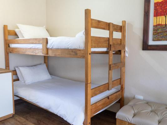 Loerie Guest Lodge - 234661