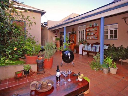 Guinea Fowl Lodge - 234893