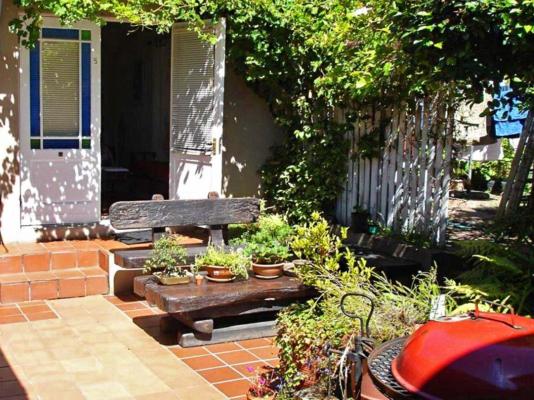 Guinea Fowl Lodge - 234895