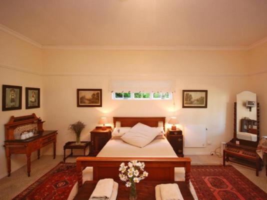 Guinea Fowl Lodge - 234906