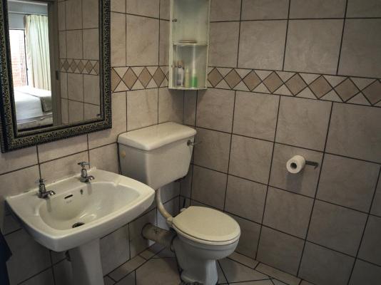 Wild Peach Inn - 235033