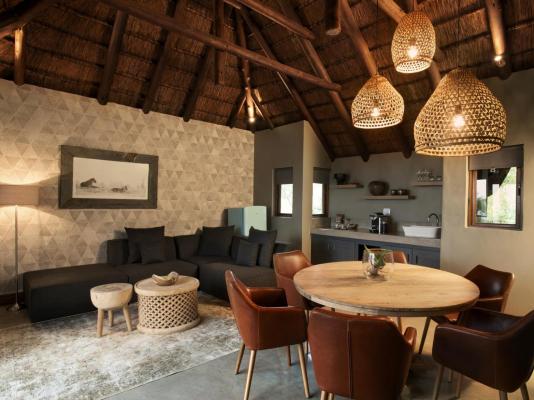 Mhondoro Safari Lodge & Villa - 235106