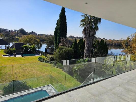 Gillino Vaal River Luxury Retreat - 235299