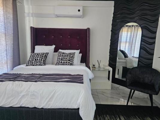 Gillino Vaal River Luxury Retreat - 235310