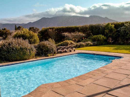 The Dongola Guesthouse - 235560