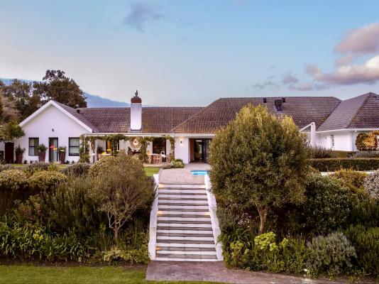 The Dongola Guesthouse - 235565